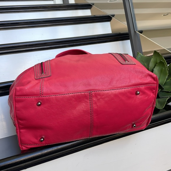 NEW BCBG Maxazra genuine, leather hobo, shoulder handbag purse, extra large - Picture 12 of 15